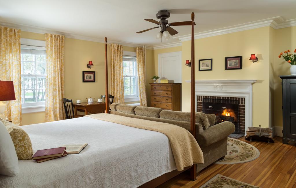 Room 2 Estate King Room fireplace seasonal